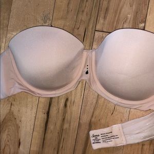 Soma sz 36B strapless bra
